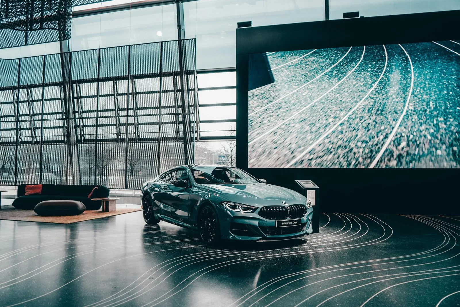 Cómo Abrir un Concesionario de Coches Usados en España: Guía Completa 2026